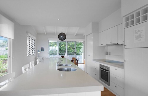 Peregian Beach Apartment | 2/26 Kingfisher Drive, Peregian Beach