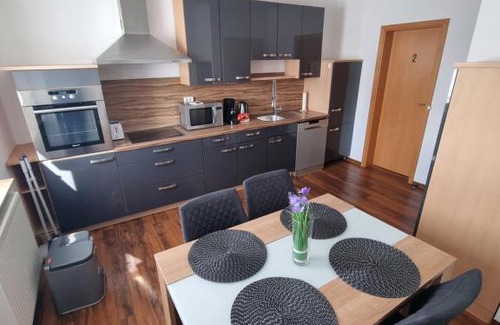 Nord-Holland House | 2-3 Personenzimmer - Familienzimmer mit King Size Bett und Gemeinschaftsbad und -Küche