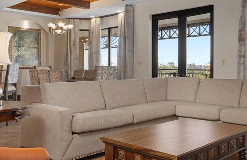 Lake Buena Vista Resort | 2 bdrm Presidential condo