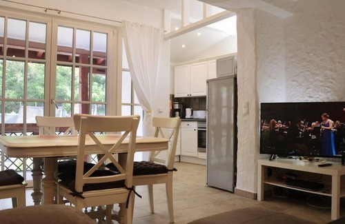 Monreal Apartment | 2-bed apartment Eltztal - holiday home Astorius