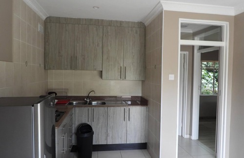 Harare Apartment | 2 Bed Apartment With Ensuite Kitchenette- 2071