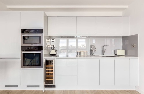 Camden Town with Primrose Hill Apartment | 2 Bed Flat in the Heart of Camden