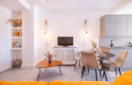 Fulham Broadway Apartment | 2 bed flat West Kensington/Fulham