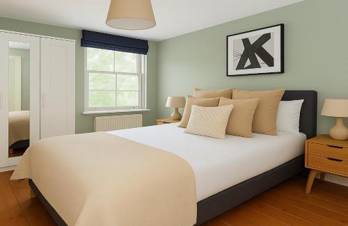 Harrow Road Apartment | 2 Bed Garden Flat in Islington