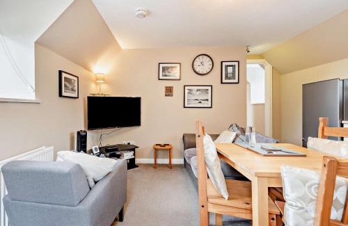 Cosheston Apartment | 2 Bed in Cosheston FB059