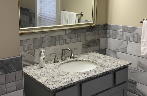 Elmira House | 2 Bedroom, 2.5 Bath newly renovated