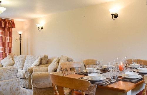 Sturminster Newton Cottage | 2 bedroom accommodation in Lydlinch, near Sturminster Newton