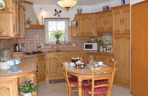 Quemper-Guezennec House | 2 bedroom accommodation in Quemper Guézénnec