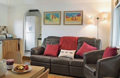 Haverfordwest Cottage | 2 bedroom accommodation in Johnston, near Broad Haven