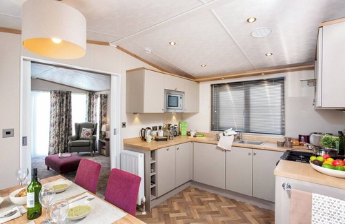 Inverurie Ski Chalet | 2 bedroom accommodation in Nr Kintore