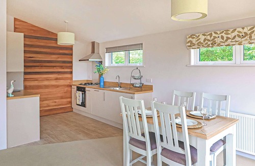 Thorne Ski Chalet | 2 bedroom accommodation in Doncaster, South Yorkshire