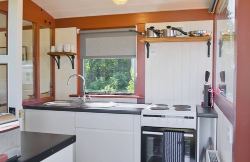 Stowmarket Cottage | 2 bedroom accommodation in Brockford, near Stowmarket