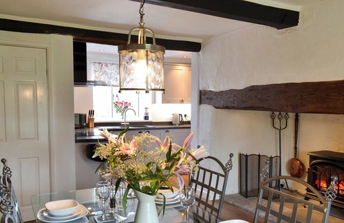 Axbridge Cottage | 2 bedroom accommodation in Weare, near Axbridge