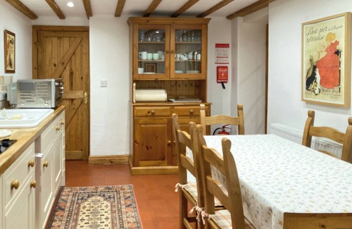 Padeswood Cottage | 2 bedroom accommodation in Dobshill, near Chester