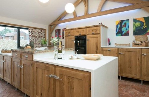 Geldeston Cottage | 2 bedroom accommodation in Geldeston, near Beccles