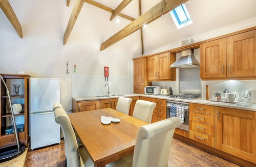 Grimsby Cottage | 2 bedroom accommodation in Holton-Le-Clay, near Cleethorpes