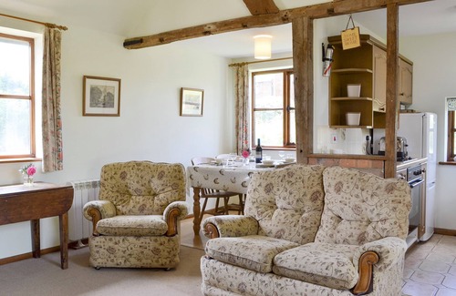 Wadhurst Cottage | 2 bedroom accommodation in Wadhurst, near Tunbridge Wells
