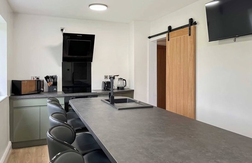 Alton Cottage | 2 bedroom accommodation in Alton