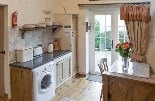 Bodmin Cottage | 2 bedroom accommodation in Polbrock, Washaway