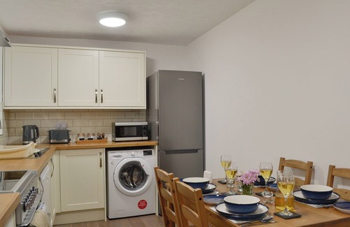Dinas Cottage | 2 bedroom accommodation in Rhosgadfan, near Caernarfon