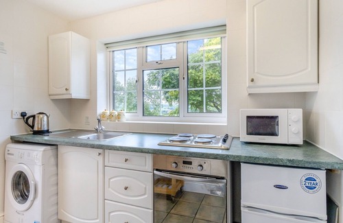 Kington Cottage | 2 bedroom accommodation in Kingswood, near Kington