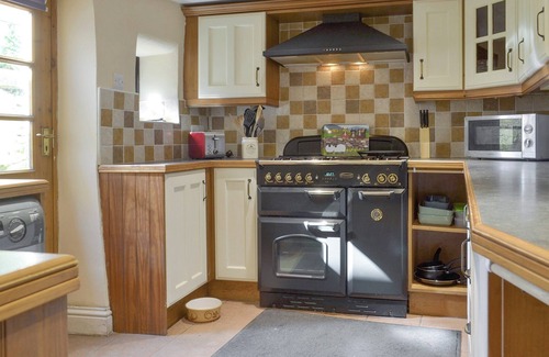 Bonsall Cottage | 2 bedroom accommodation in Bonsall, near Matlock