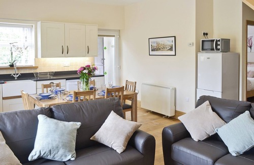 Dinas Cottage | 2 bedroom accommodation in Rhostryfan, Caernarfon
