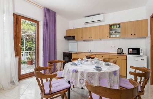 Opric Apartment | 2 bedroom amazing apartment in Lovran