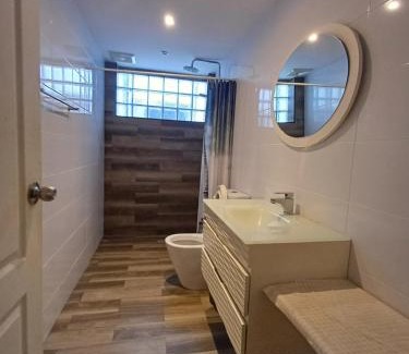 Chakphong Apartment | 2 bedroom apartment at CET RESORT with pool padel tennis