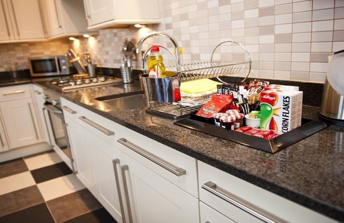 Scarborough Apartment | 2 Bedroom Apartment - 2nd Floor