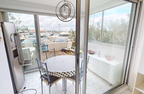Frontignan Apartment | 2-bedroom apartment with terrace and parking in Frontignan Beach