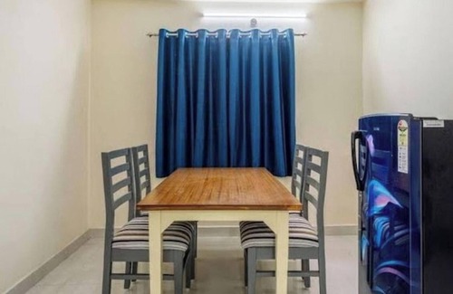 Kukatpally Housing Board Colony Apartment | 2-bedroom apartment in amazing Hyderabad with AC, WiFi