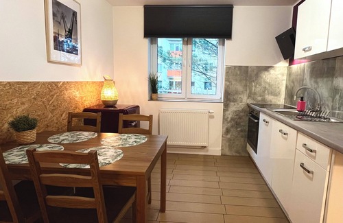 Aniolki Apartment | 2-bedroom apartment in charming Gdańsk with free parking, WiFi, AC, scooters