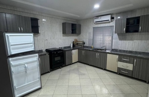Ikeja Apartment | 2-bedroom apartment in charming Lagos