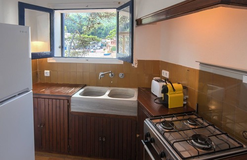 Sa Tuna Apartment | 2 bedroom apartment in first sea line in Sa Tuna, Begur (H01)