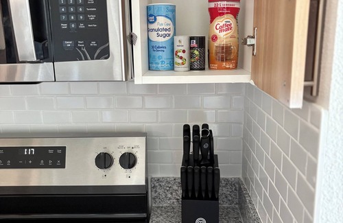 Addicks Apartment | 2-bedroom apartment in lovely Houston with WiFi, fitness room, AC