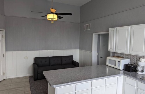 Robinson Apartment | 2 Bedroom Apartment in the Heart of Robinson