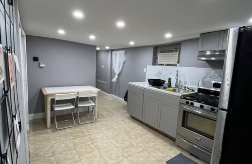 Hillside Apartment | 2-bedroom apartment near AirPort