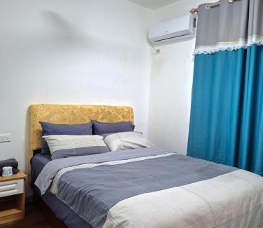 Port Moresby Apartment | 2-Bedroom Apartment with Balcony Upstairs