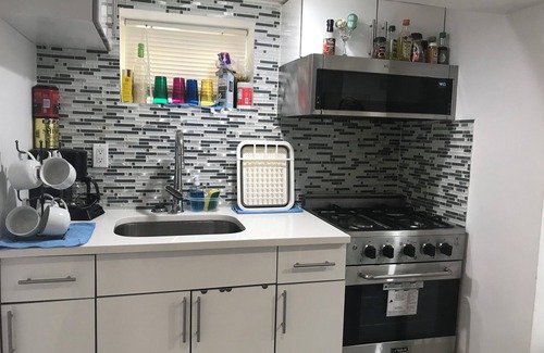 Queens Apartment | 2-bedroom apartment steps to Flushing Meadows-Corona Park