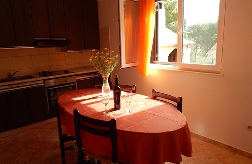 Cove Osibova (Milna) Apartment | 2 bedroom apartment with terrace