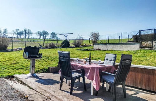 Burg-Reuland House | 2 Bedroom Awesome Home In Burg-Reuland