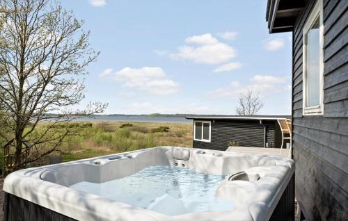 Hojslev House | 2 Bedroom Awesome Home In Højslev