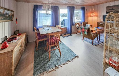 Hole Municipality House | 2 Bedroom Awesome Home In Vikersund