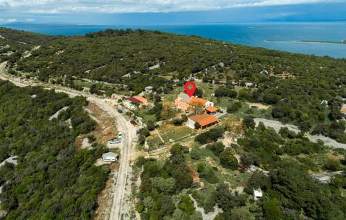 Veli Losinj Apartment | 2 Bedroom Beautiful Apartment In Veli Losinj