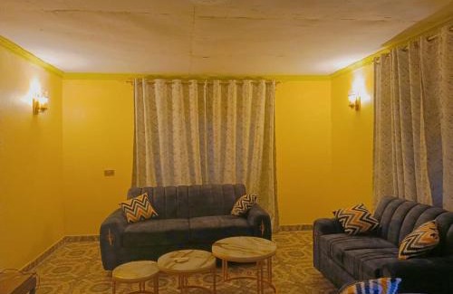 Western Province House | 2 Bedroom Bungalow in Meru
