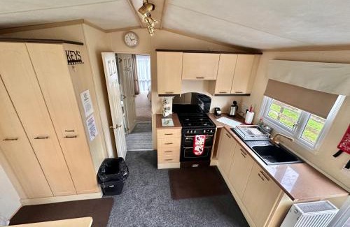 Glasgow Apartment | 2 Bedroom Caravan Located in Uddingston, Glasgow at Maryville Caravan Site