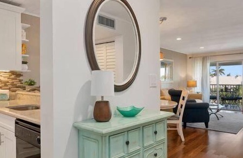Stuart Condo | 2 Bedroom Condo 320731 by Houzlet