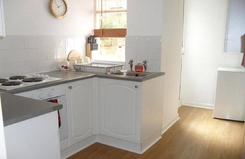 Ruswarp Cottage | 2 Bedroom cottage in the lovely village of Ruswarp walking distance to Whitby