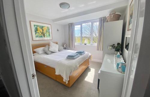 Sennen Apartment | 2 Bedroom Cottage sleeps 4, with Pool Use, Sennen